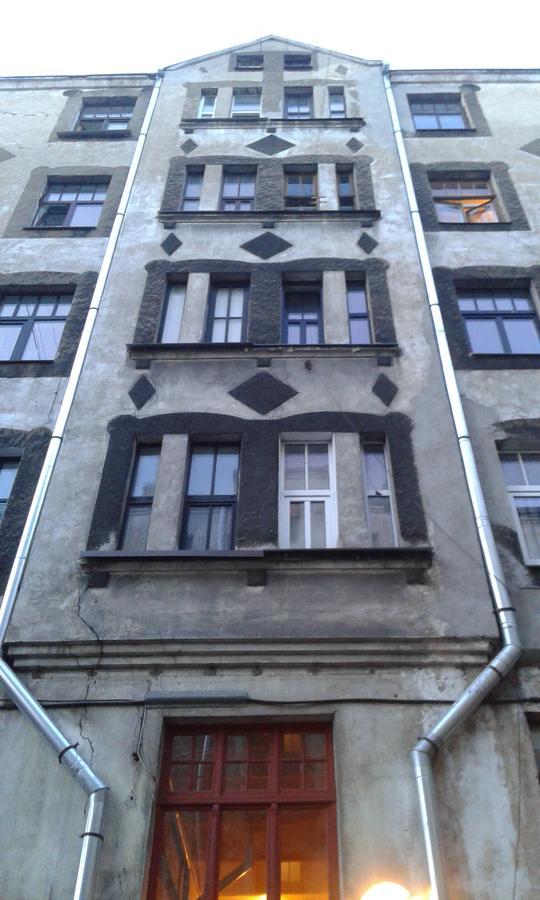 Maestro Hostel Riga Exterior photo